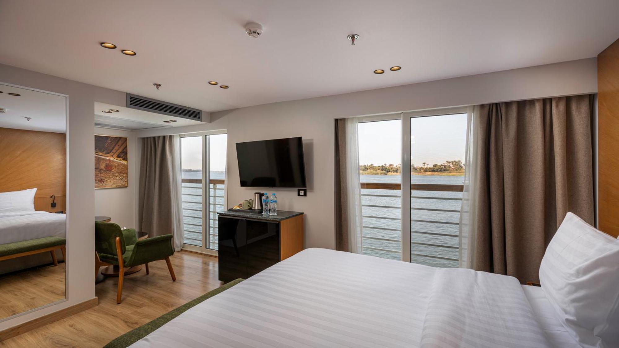 Tia Boutique Nile Cruise - Every Monday From Luxor For 04 & 07 Nights - Every Friday From Aswan For 03 & 07 Nights Exterior foto